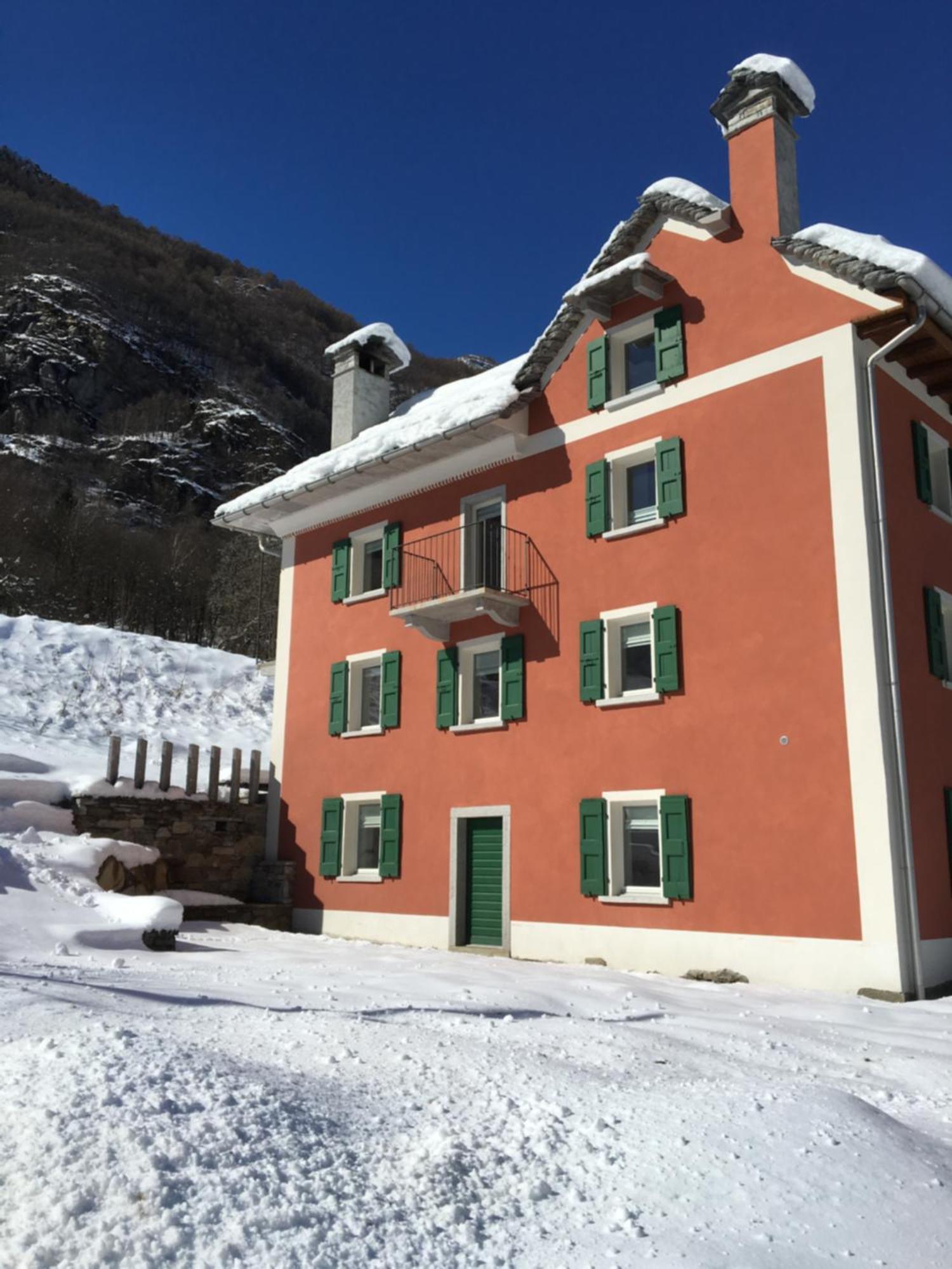 Myverzasca Resort Casa Rossa Brione  Exterior foto